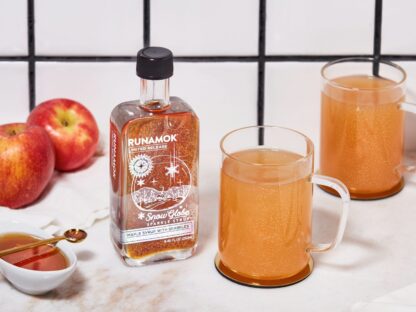 Snow Globe Sparkle Syrup - Image 4