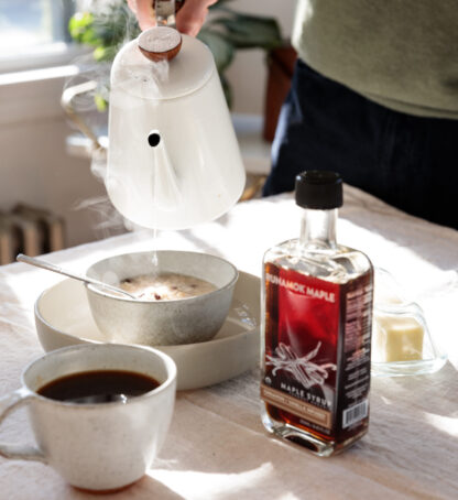 Coffee Lover's Maple Syrup Gift Box - Image 4